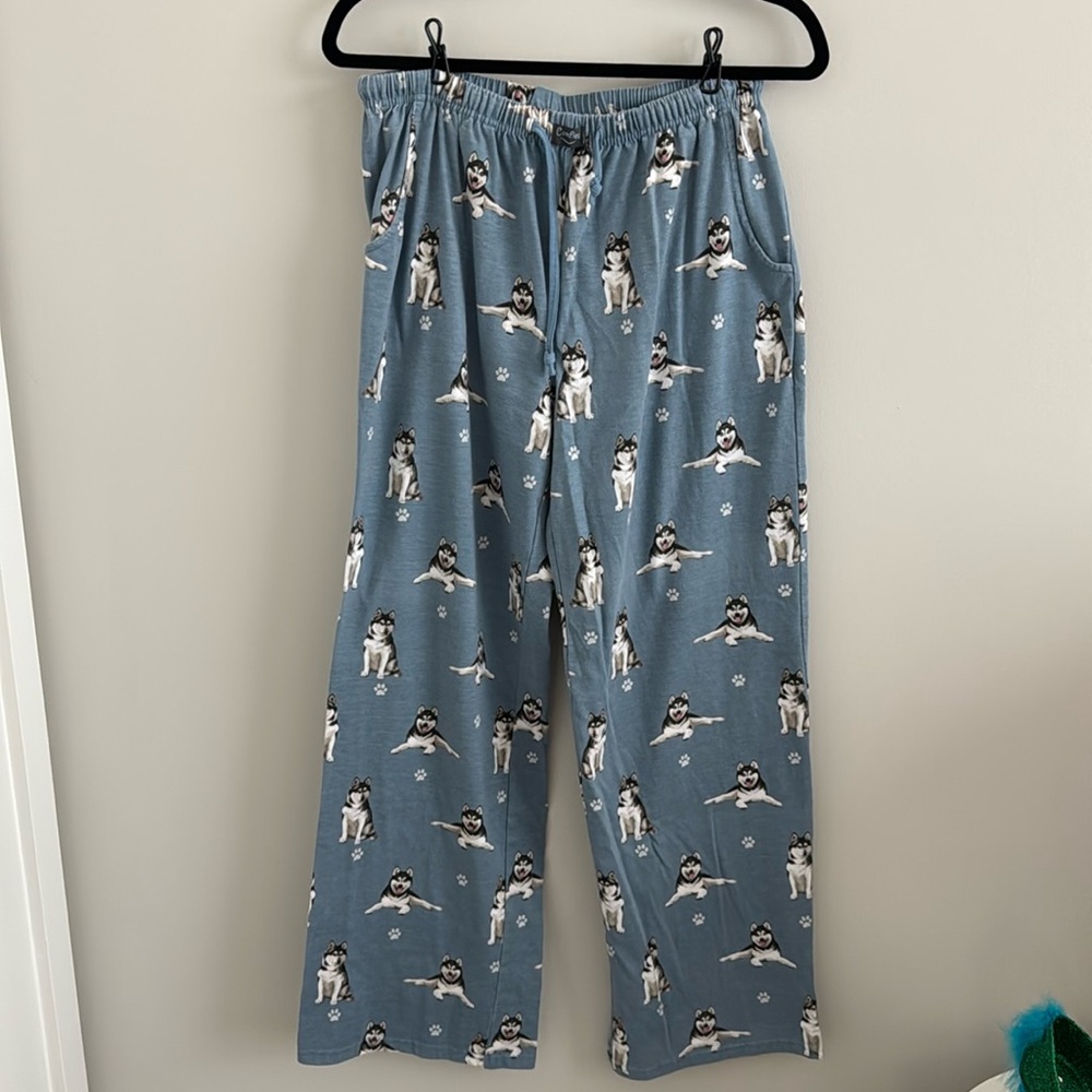 NWOT: Comfies Husky Pajama Bottoms size Large